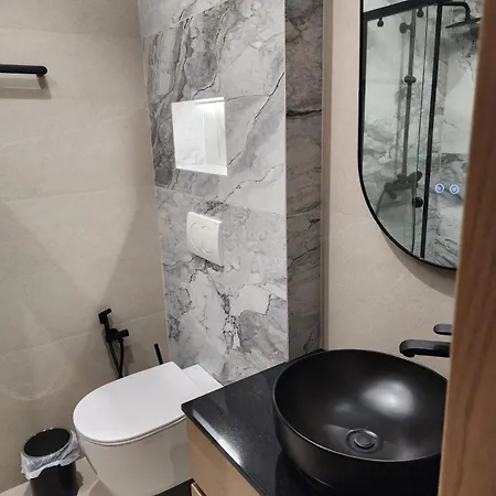 Apartment White 3 Sarande